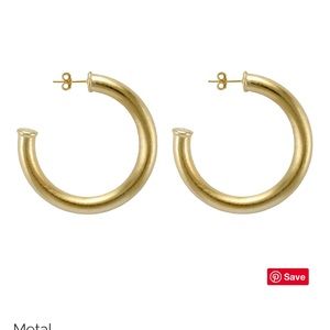 Sheila Fajl Chantal hoops